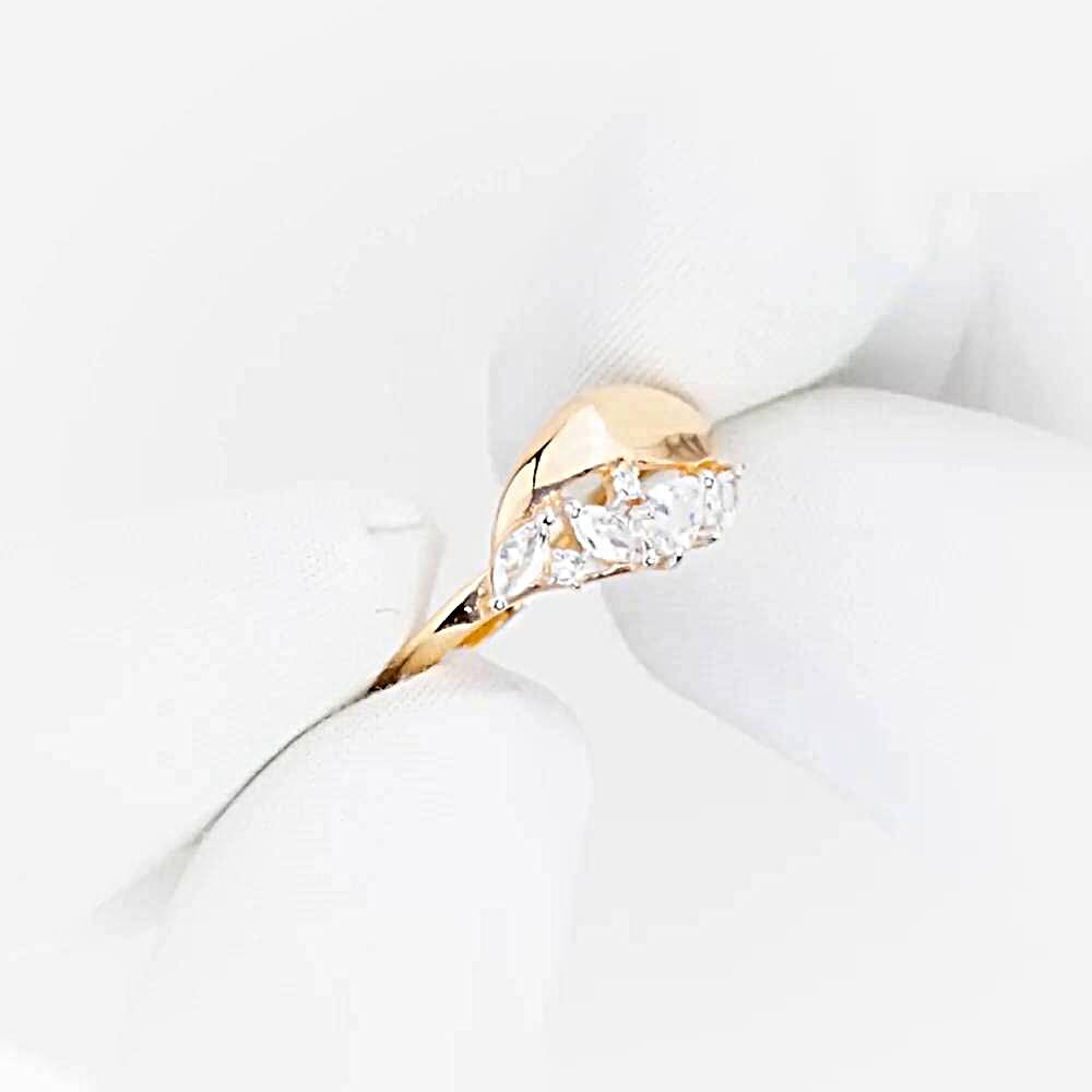 Кольцо с фианитами из красного золота 375 пробы Кольцо с фианитами из красного золота 375 пробы