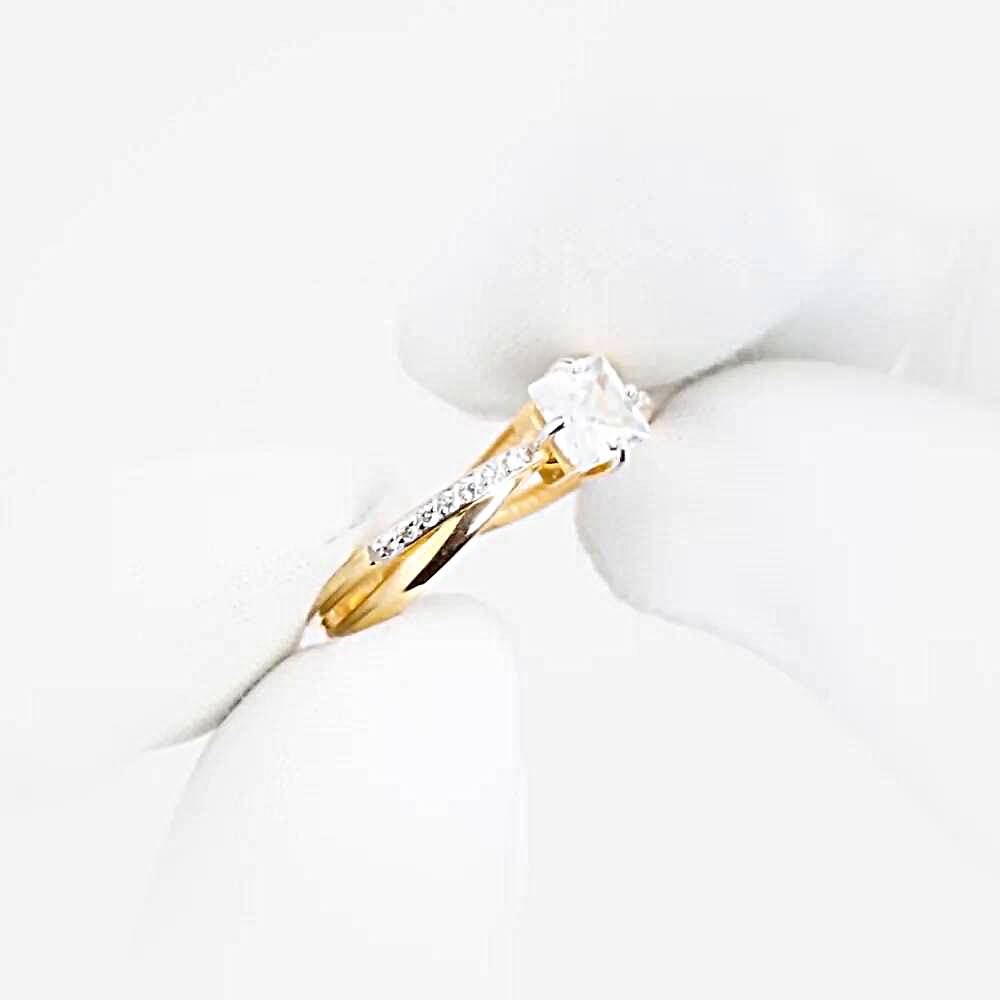 Кольцо с фианитами из красного золота 585 пробы 1