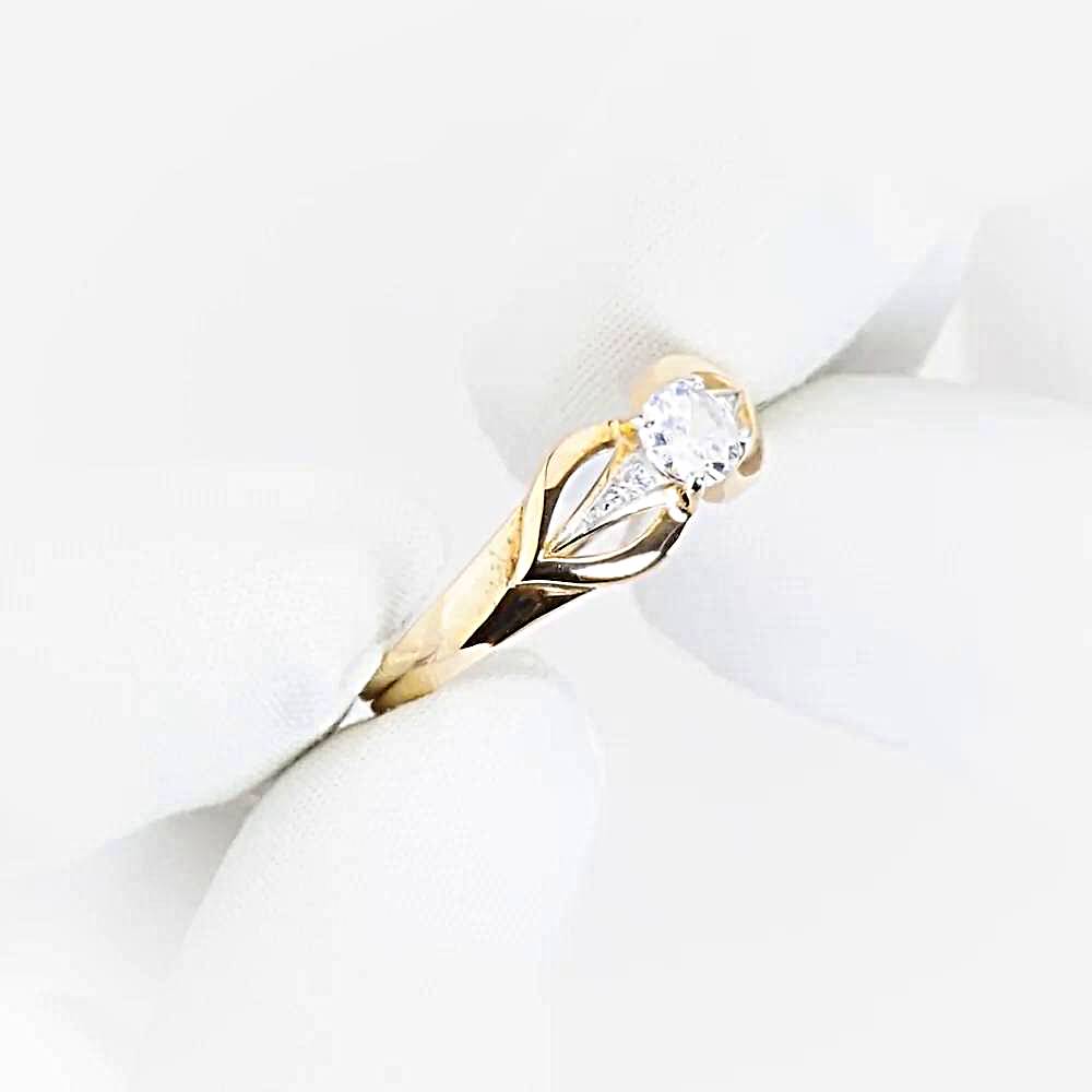 Кольцо с фианитами из красного золота 375 пробы 1