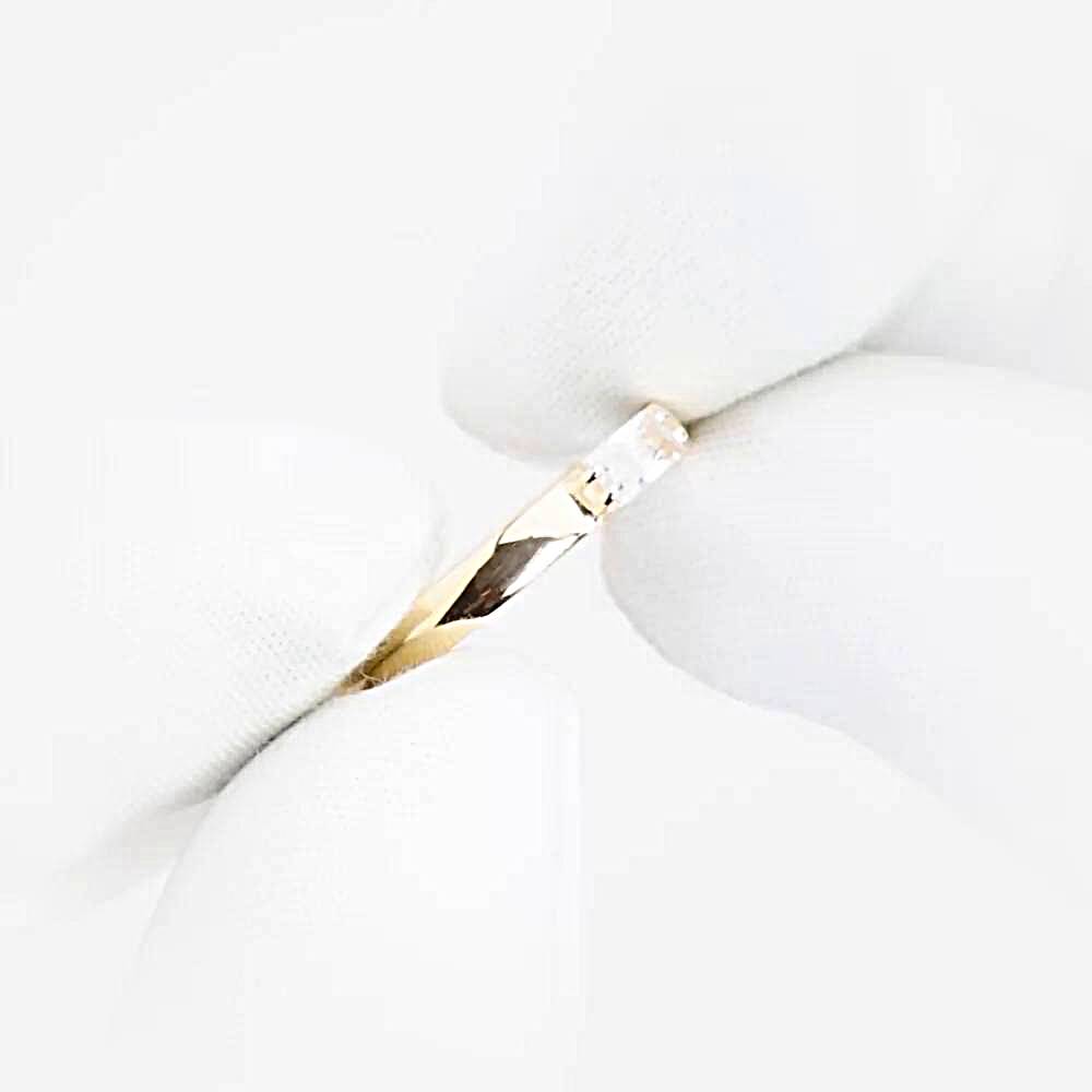 Кольцо с фианитом из красного золота 375 пробы 1