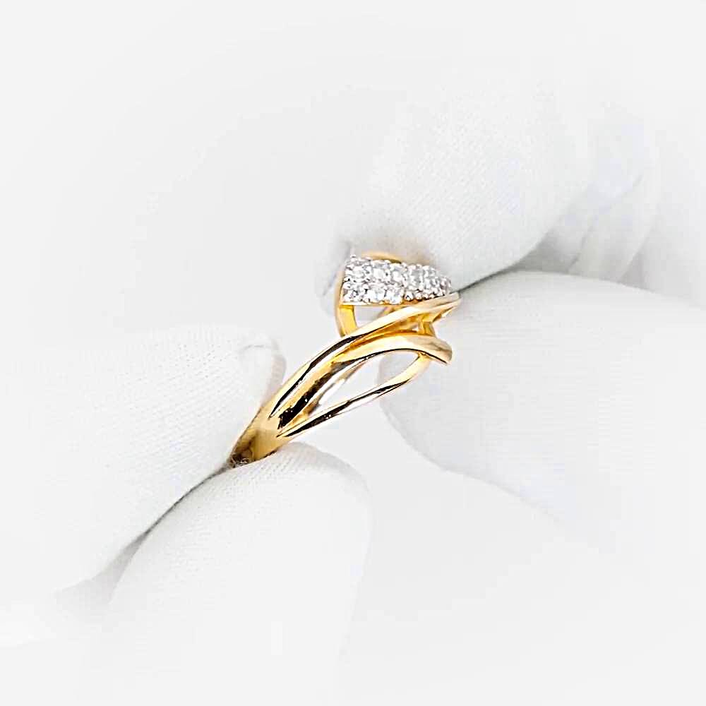 Кольцо с фианитами из красного золота 375 пробы 1