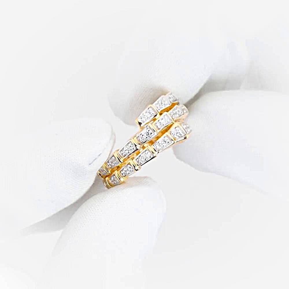 Кольцо с фианитами из красного золота 585 пробы 1