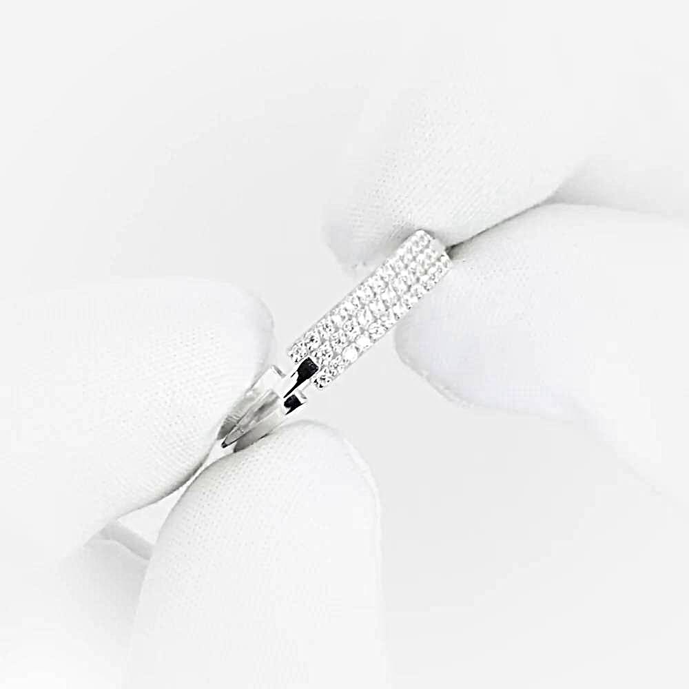 Кольцо с фианитами из белого золота 585 пробы