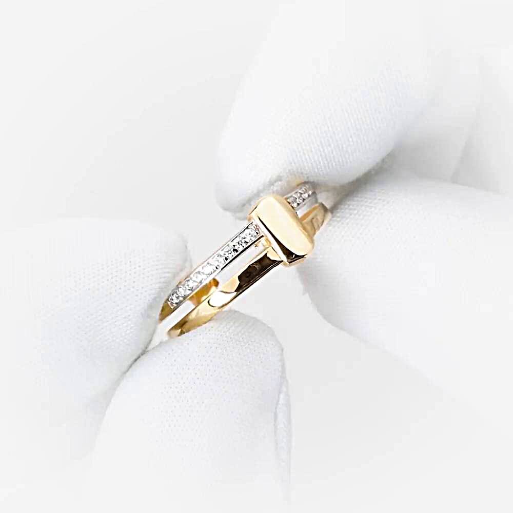 Кольцо с фианитами из красного золота 585 пробы