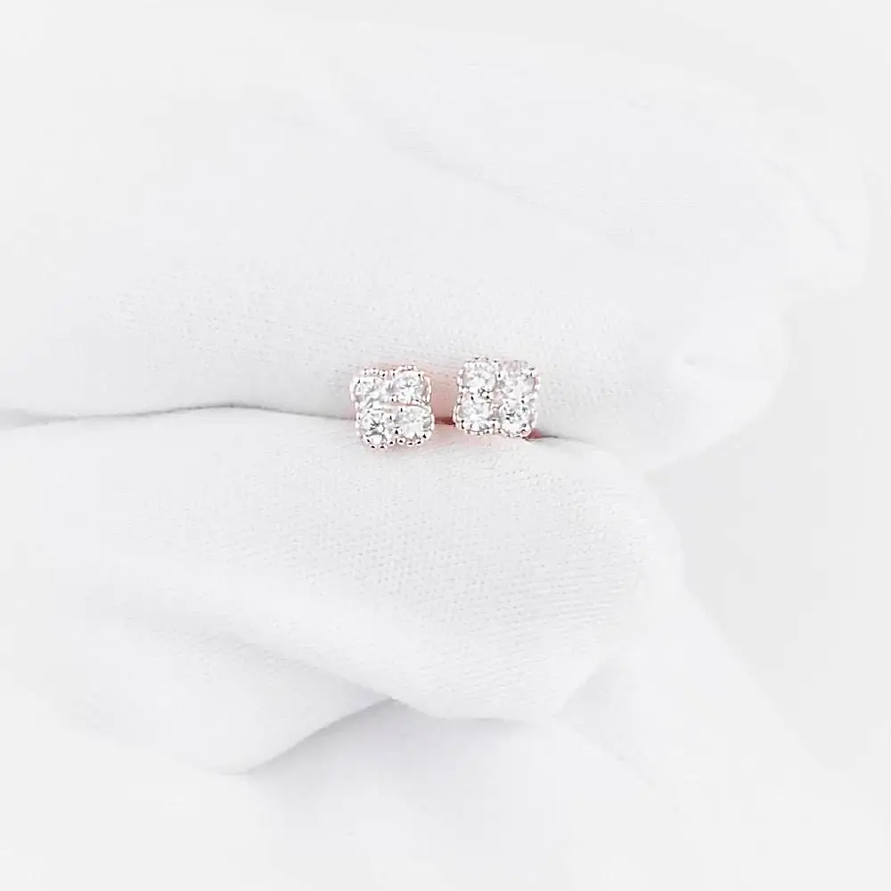 Серьги с фианитами из красного золота 585 пробы 2