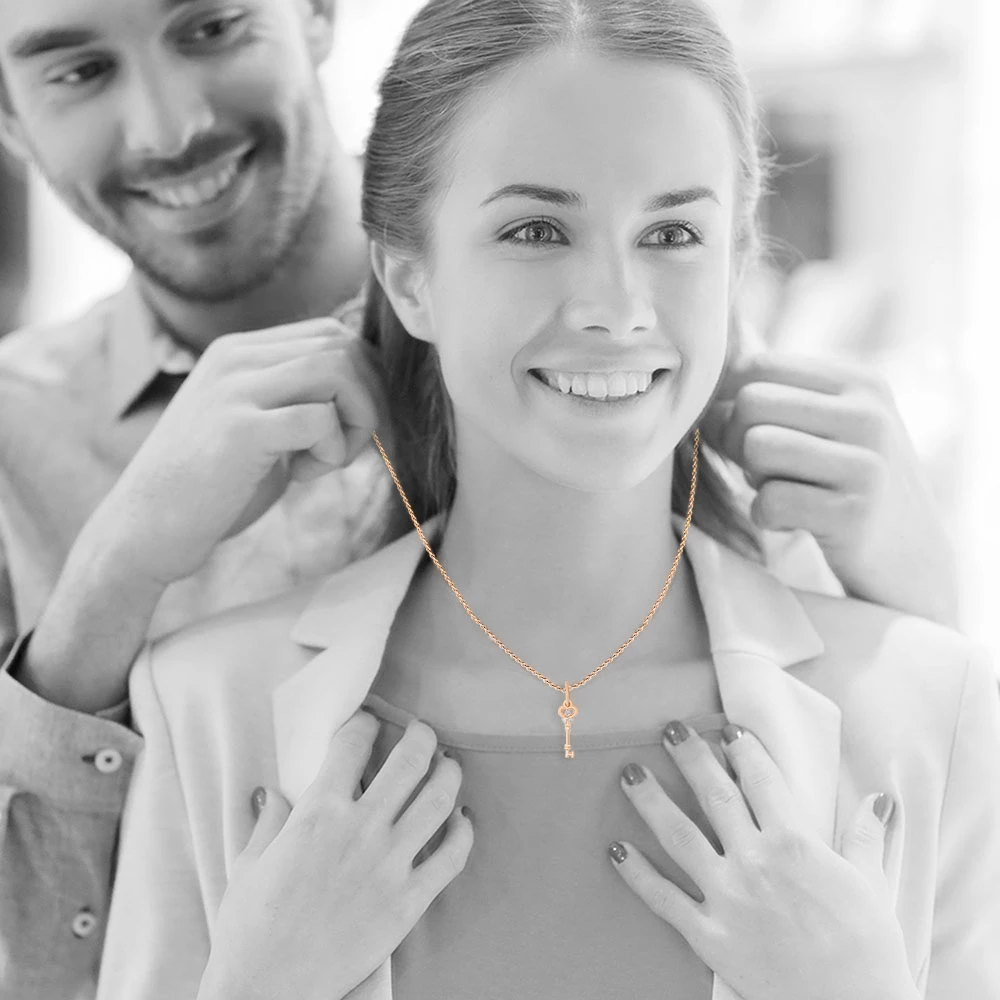 Подвес с фианитами из красного золота 585 пробы 2