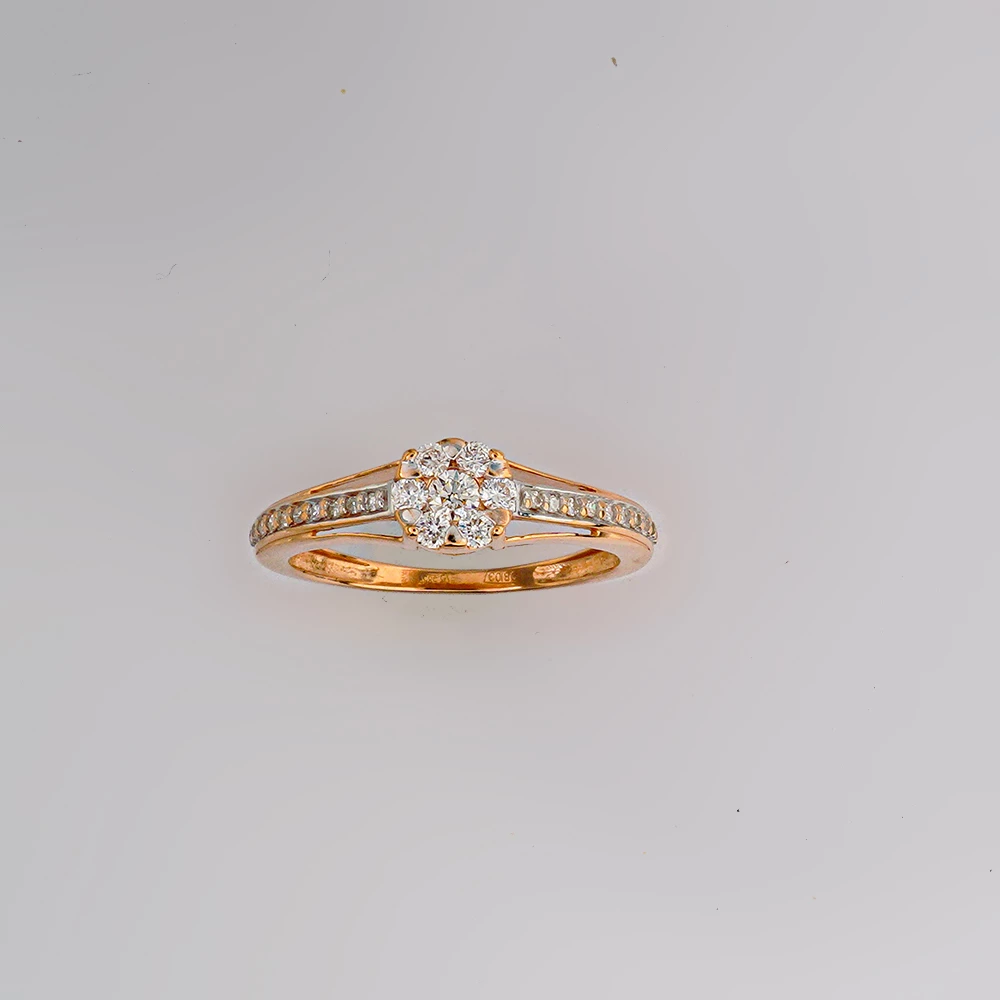 Кольцо с бриллиантом из красного золота 585 пробы