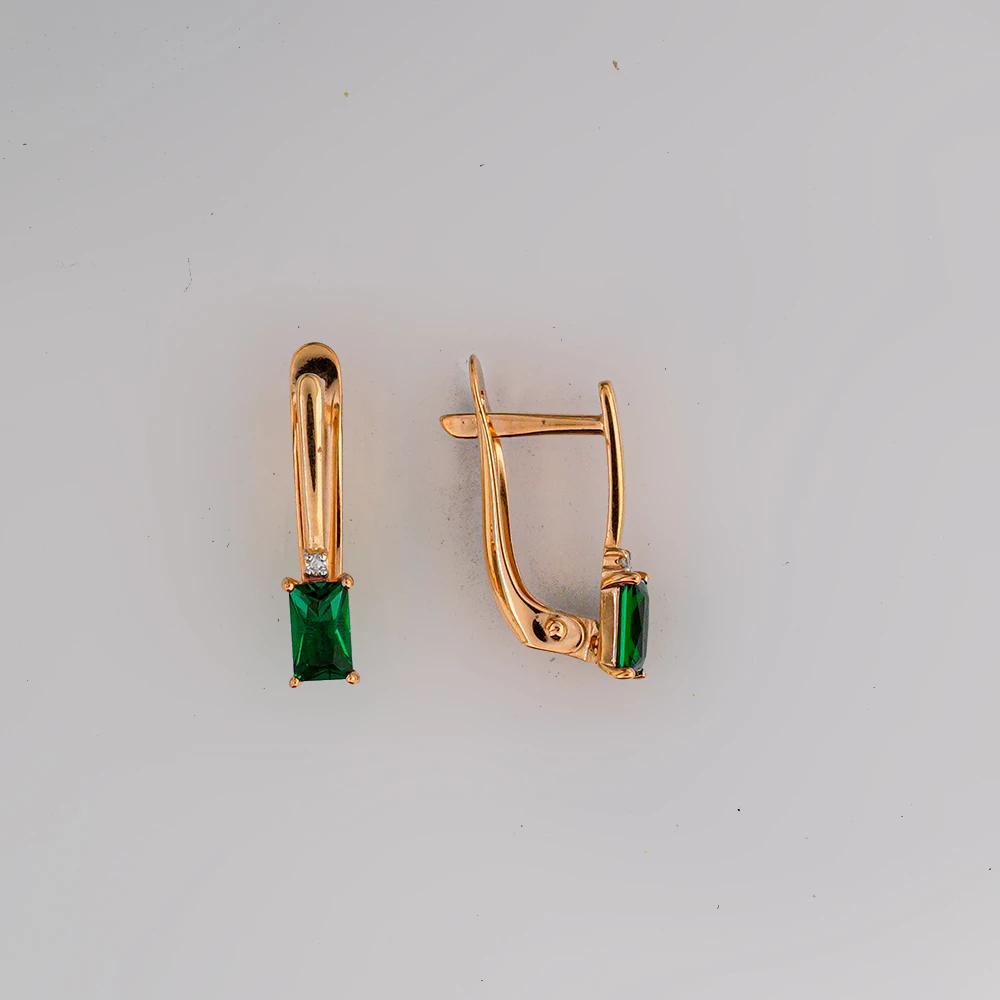 Серьги с изумрудом синтетическим из красного золота 585 пробы