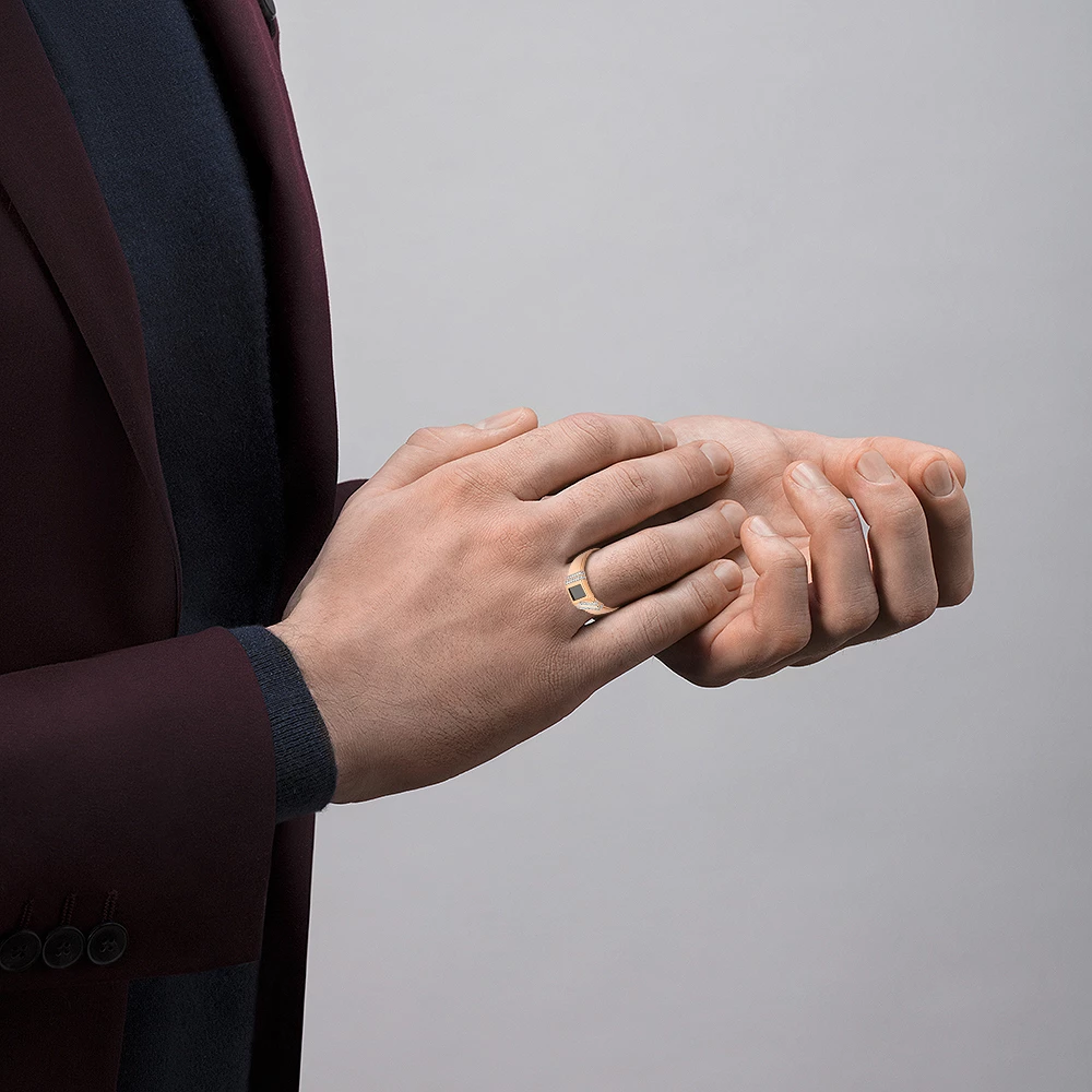 Кольцо с фианитами из красного золота 375 пробы 4