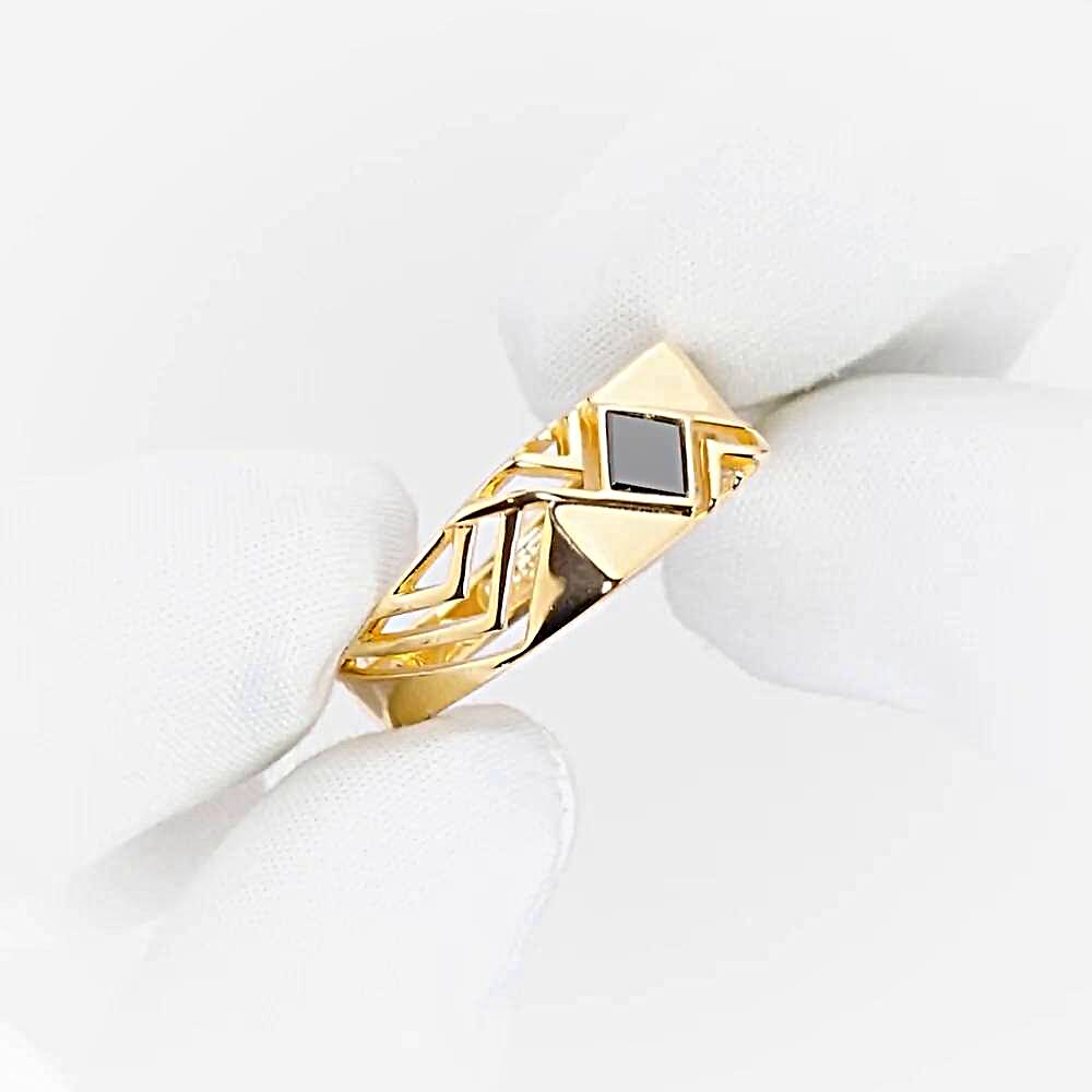 Кольцо с фианитом из красного золота 585 пробы Кольцо с фианитом из красного золота 585 пробы