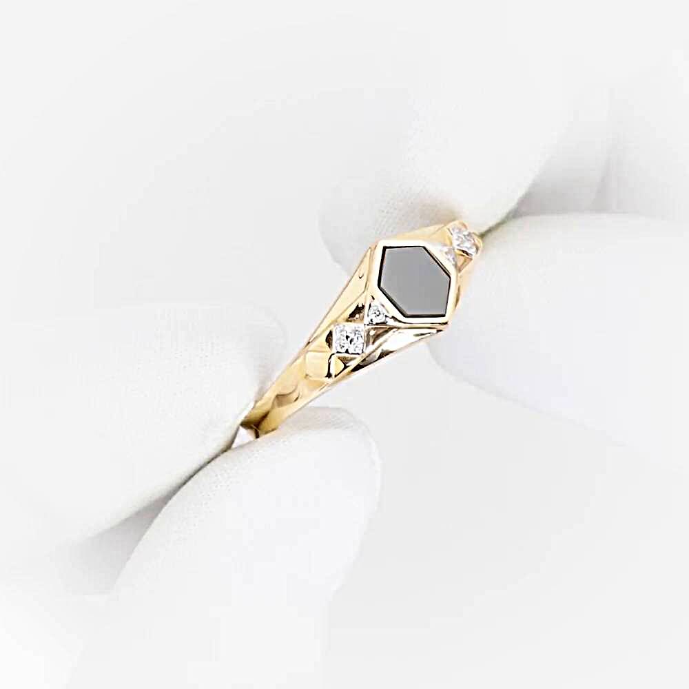 Кольцо с фианитами из красного золота 585 пробы 1