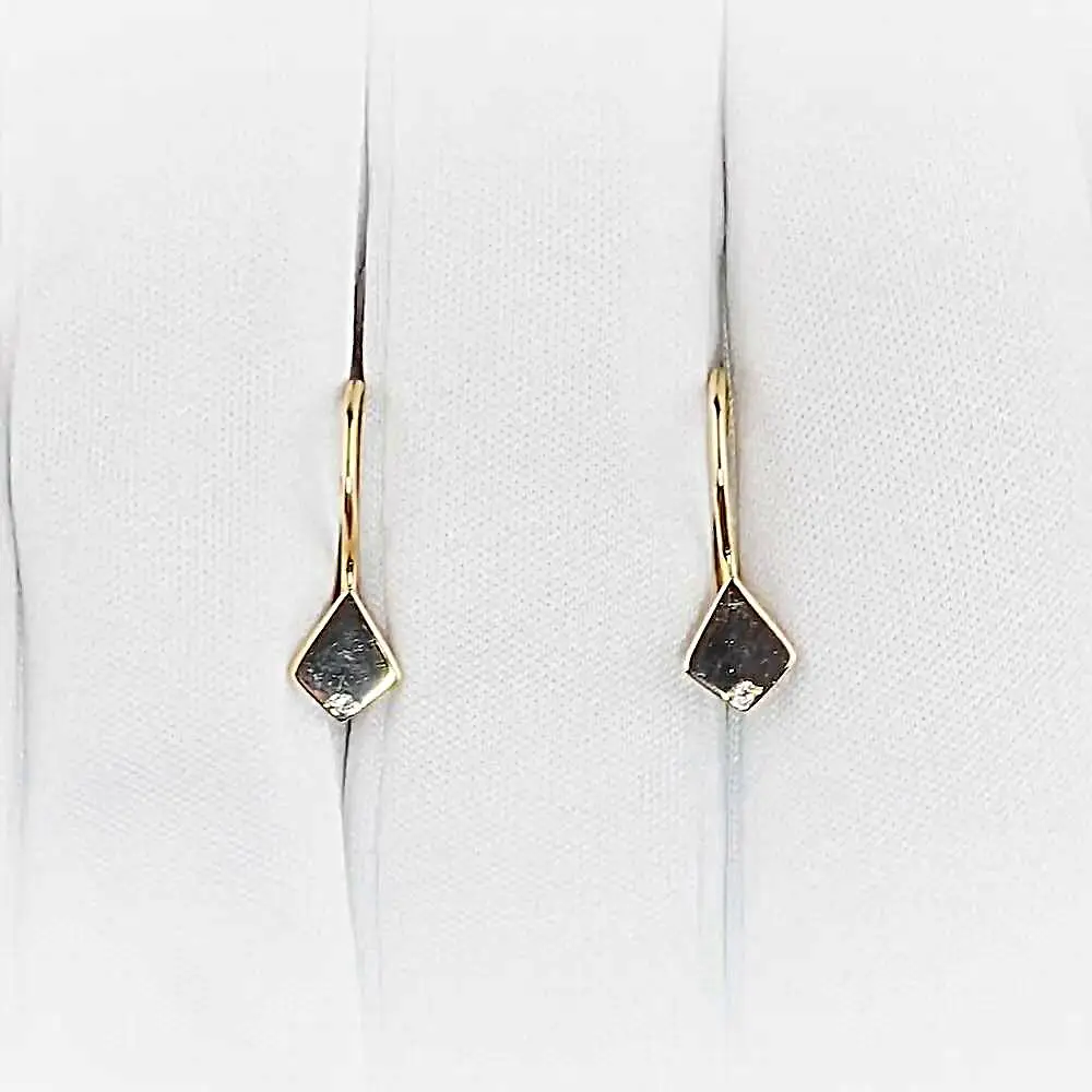 Серьги детские с фианитами из красного золота 375 пробы 2