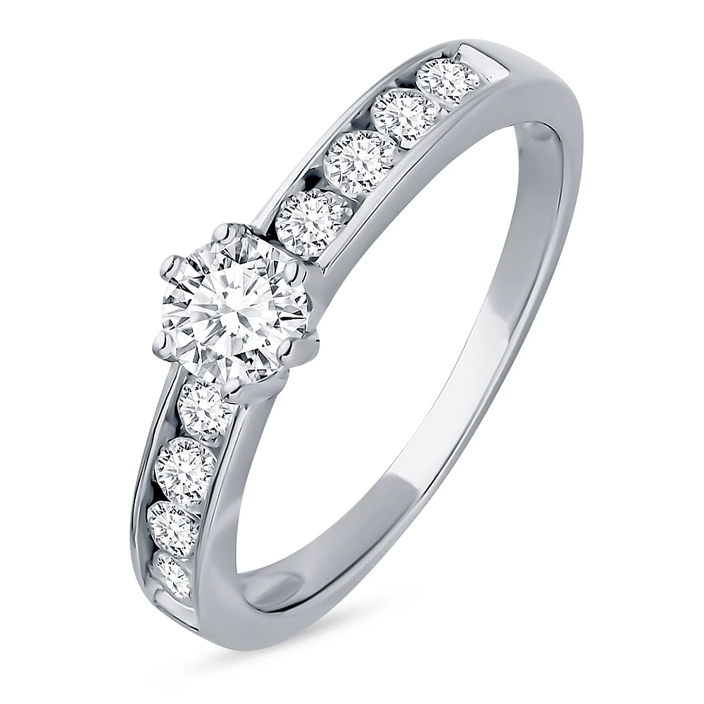 Кольцо с фианитами из серебра 925 пробы