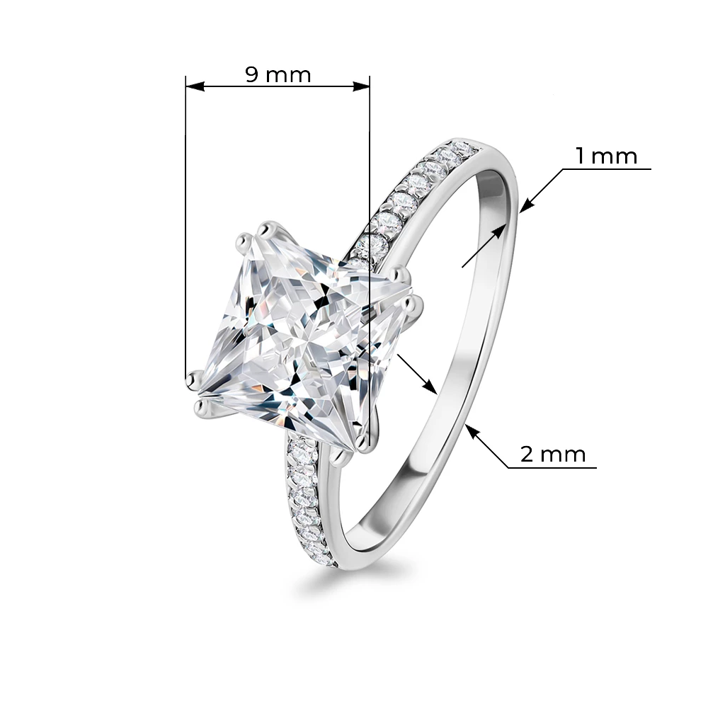 Кольцо с фианитами из серебра 925 пробы Кольцо с фианитами из серебра 925 пробы