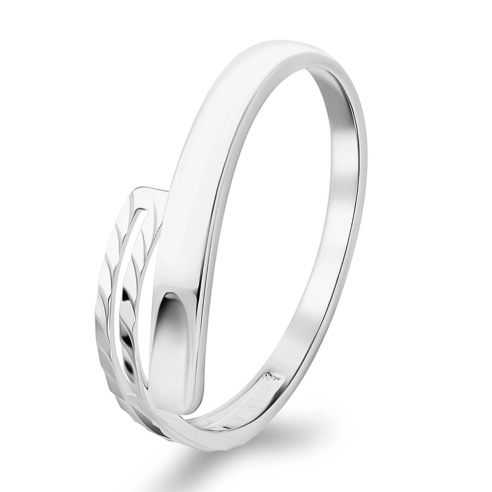 Кольцо из серебра 925 пробы Кольцо из серебра 925 пробы