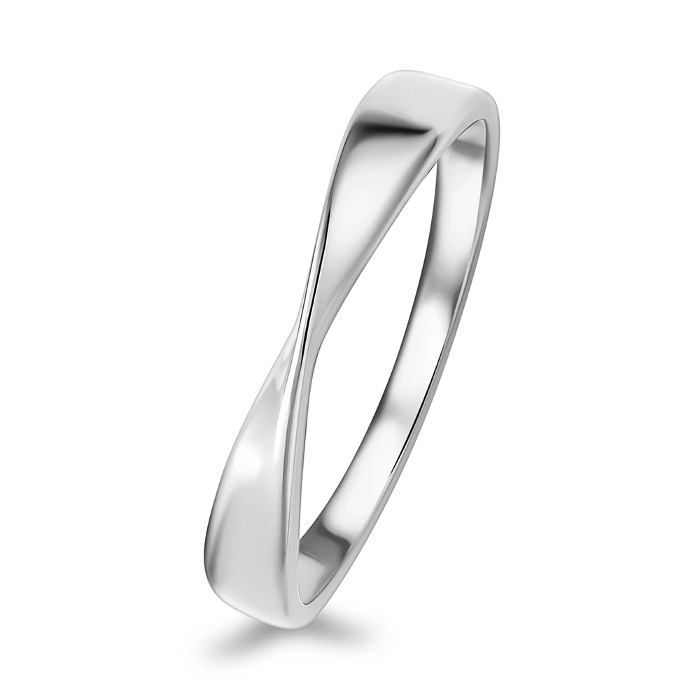 Кольцо из серебра 925 пробы