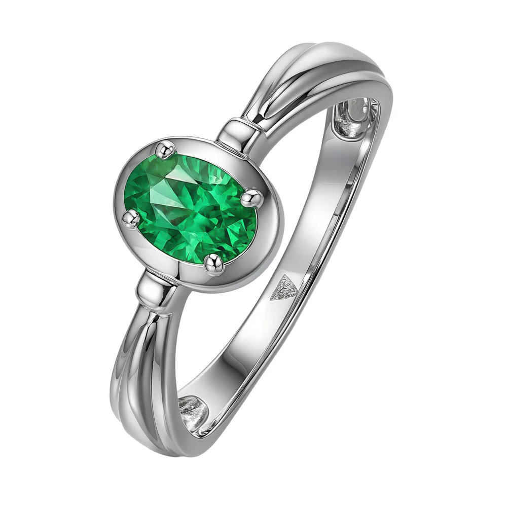 Кольцо с фианитом из серебра 925 пробы