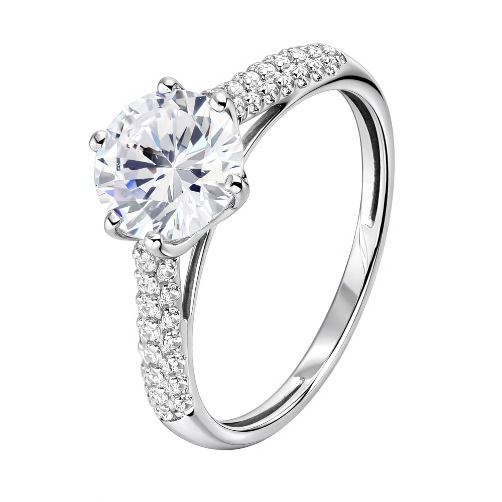 Кольцо с фианитами из серебра 925 пробы