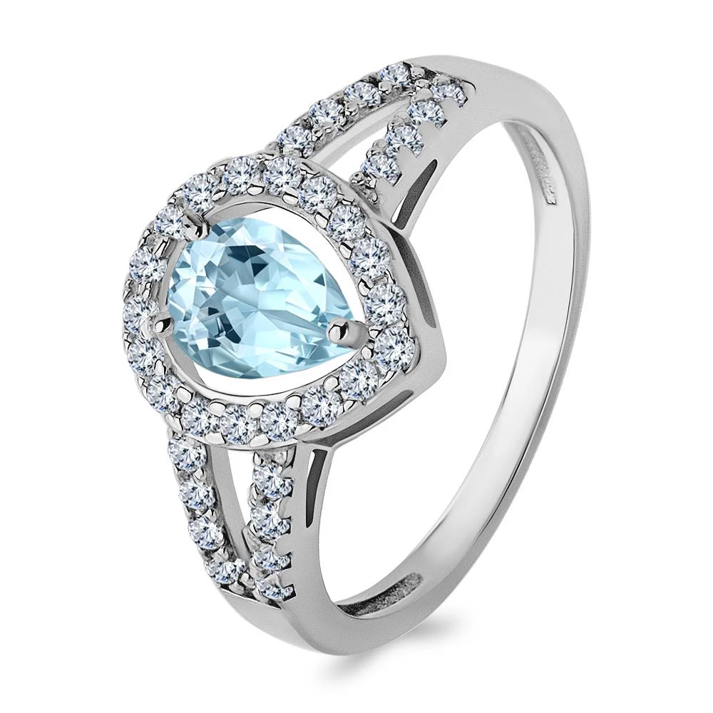 Кольцо с фианитами из серебра 925 пробы