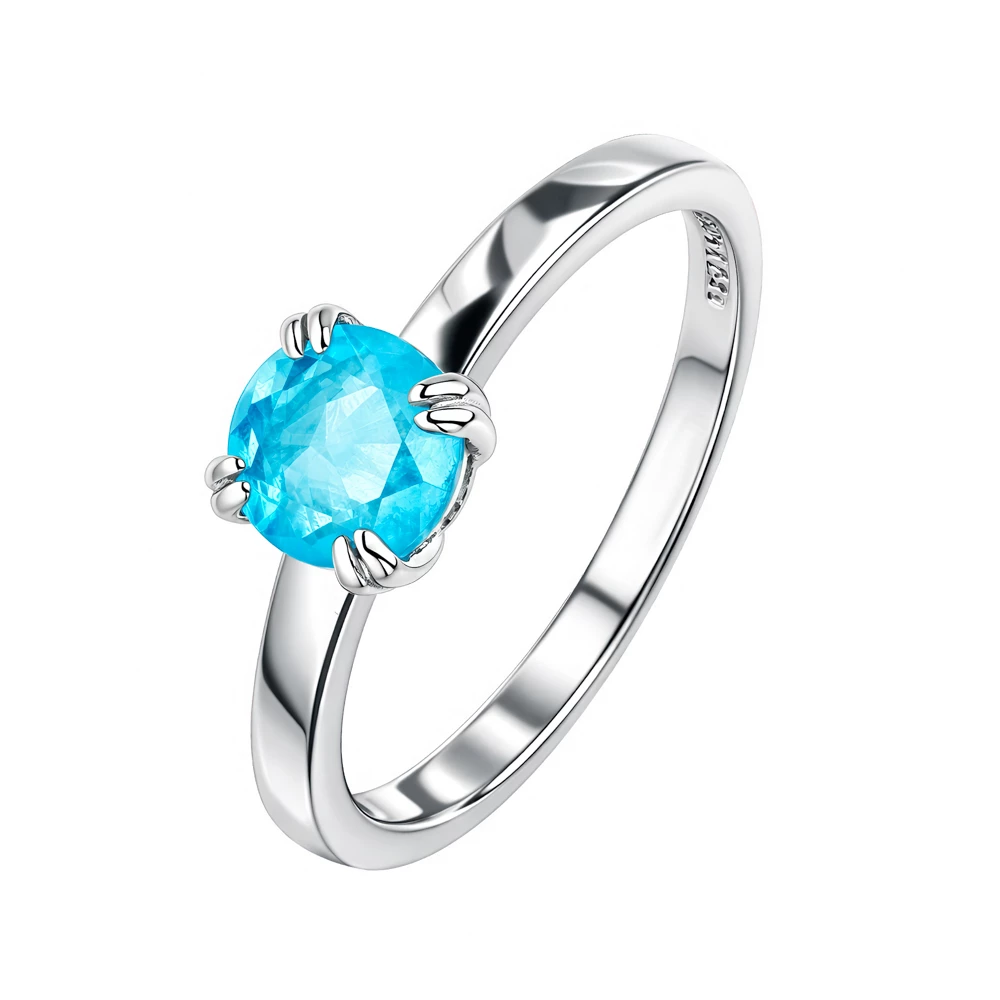 Кольцо с фианитом из серебра 925 пробы