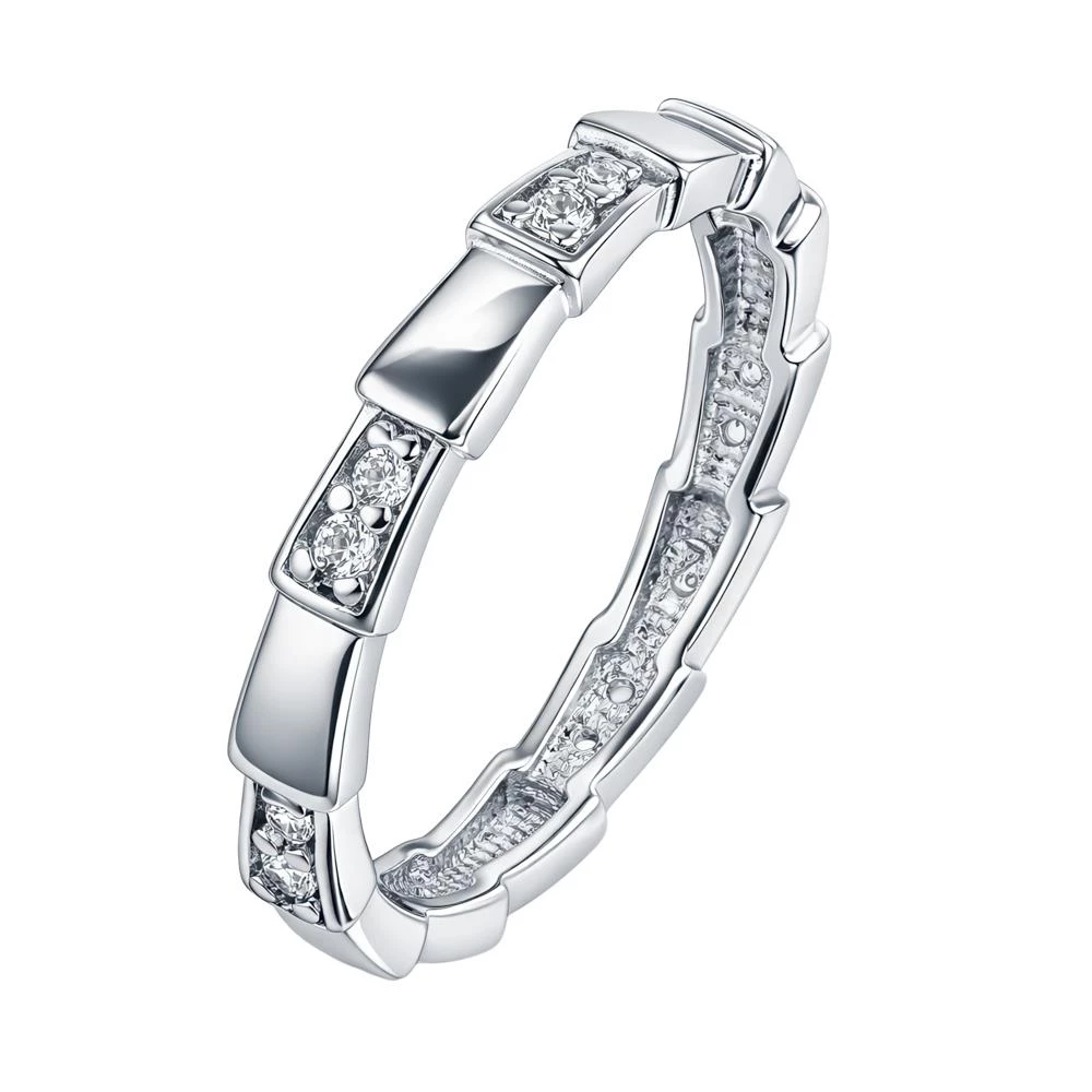 Кольцо с фианитами из серебра 925 пробы