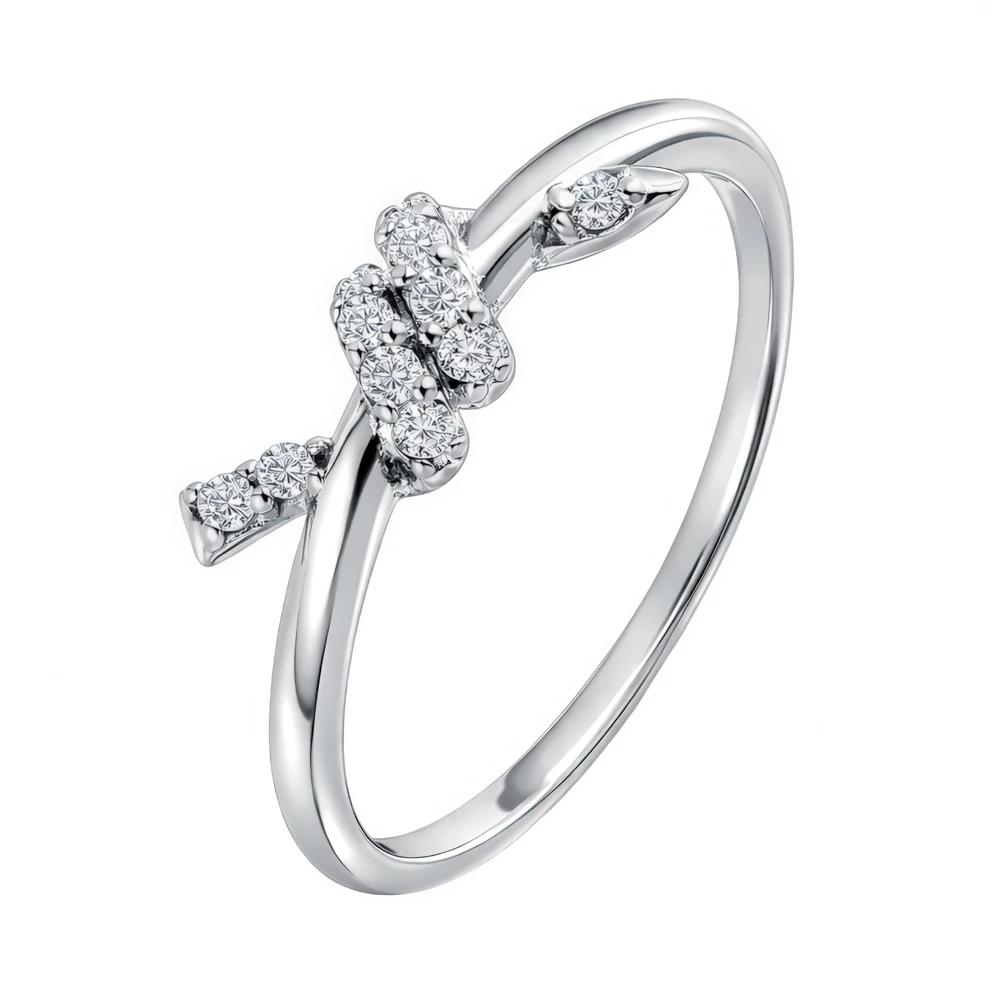 Кольцо с фианитами из серебра 925 пробы