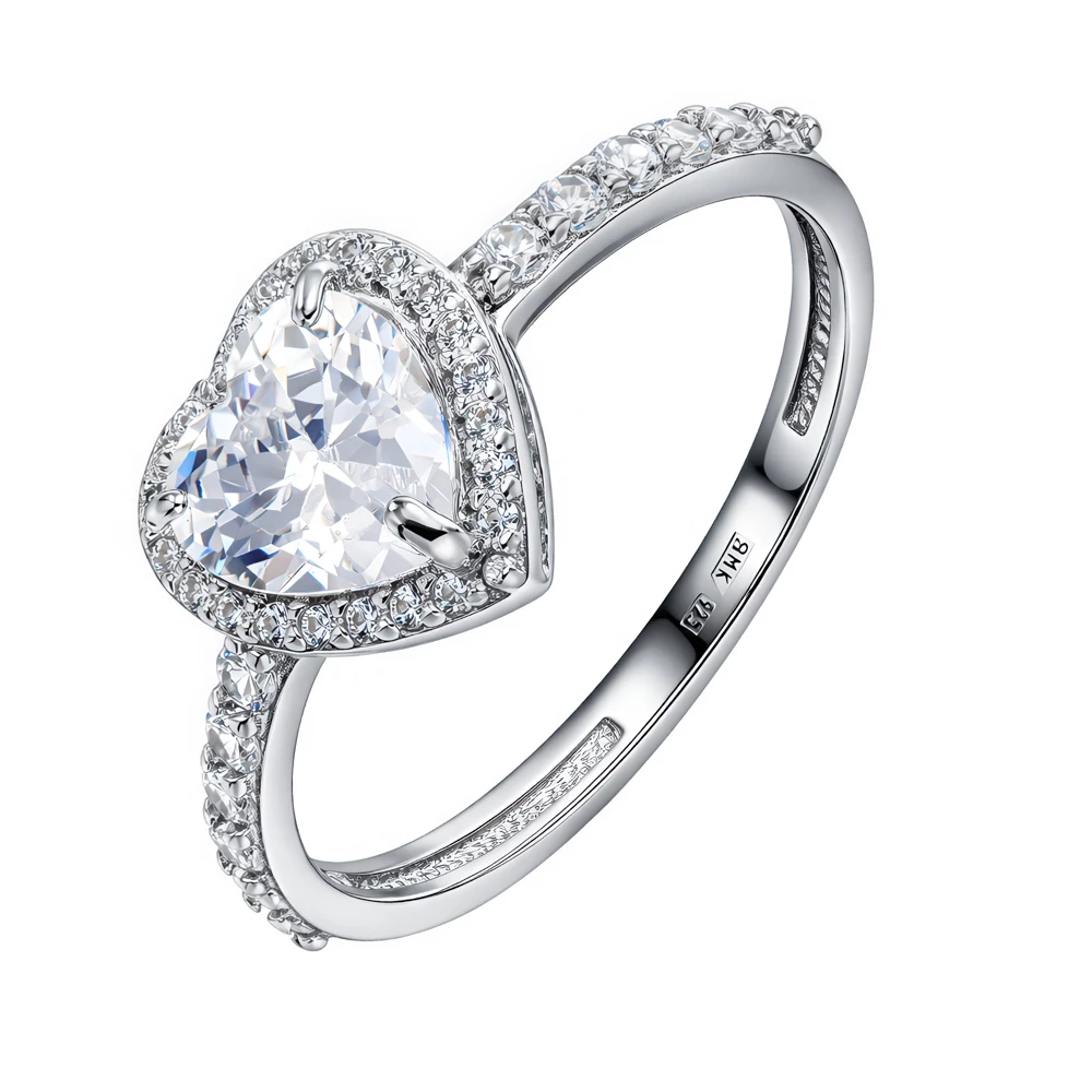 Кольцо с фианитами из серебра 925 пробы