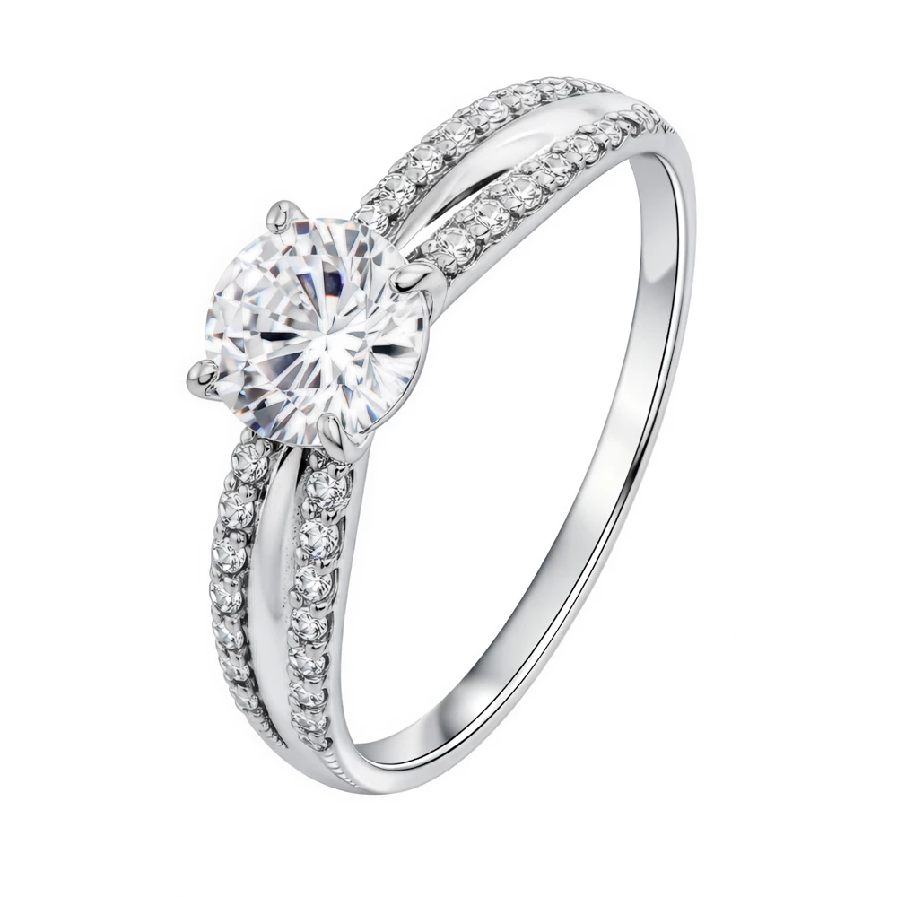 Кольцо с фианитами из серебра 925 пробы