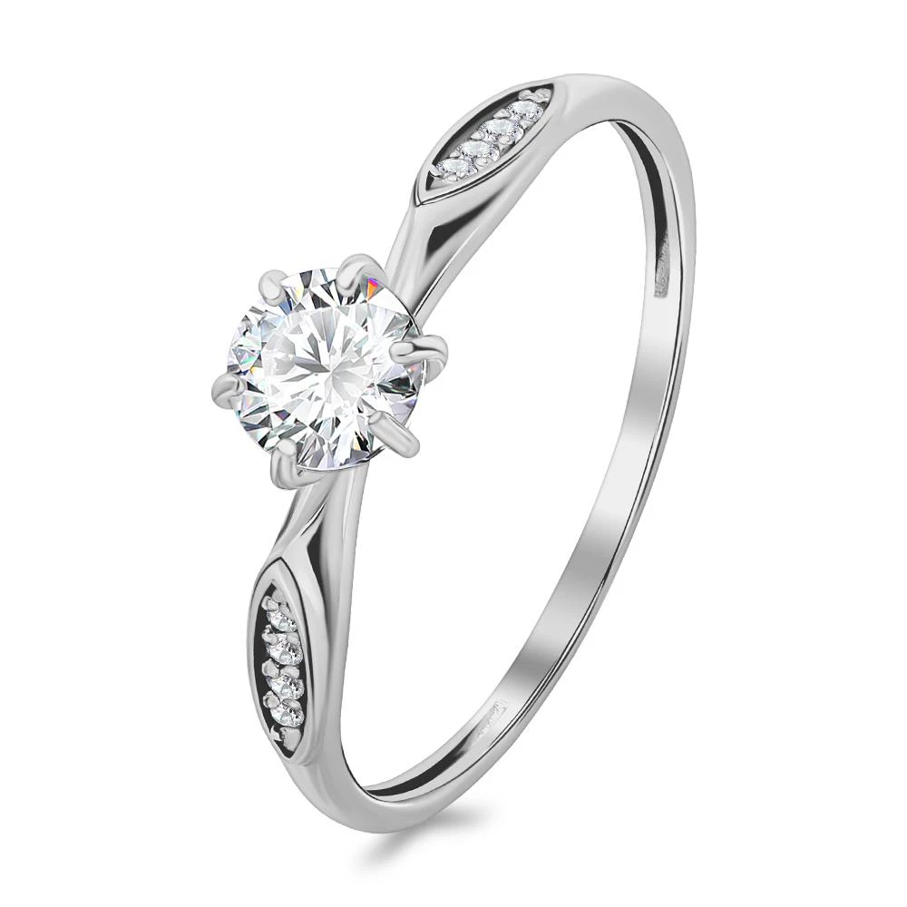 Кольцо с фианитами из серебра 925 пробы