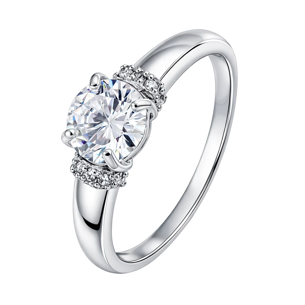 Кольцо с фианитами из серебра 925 пробы