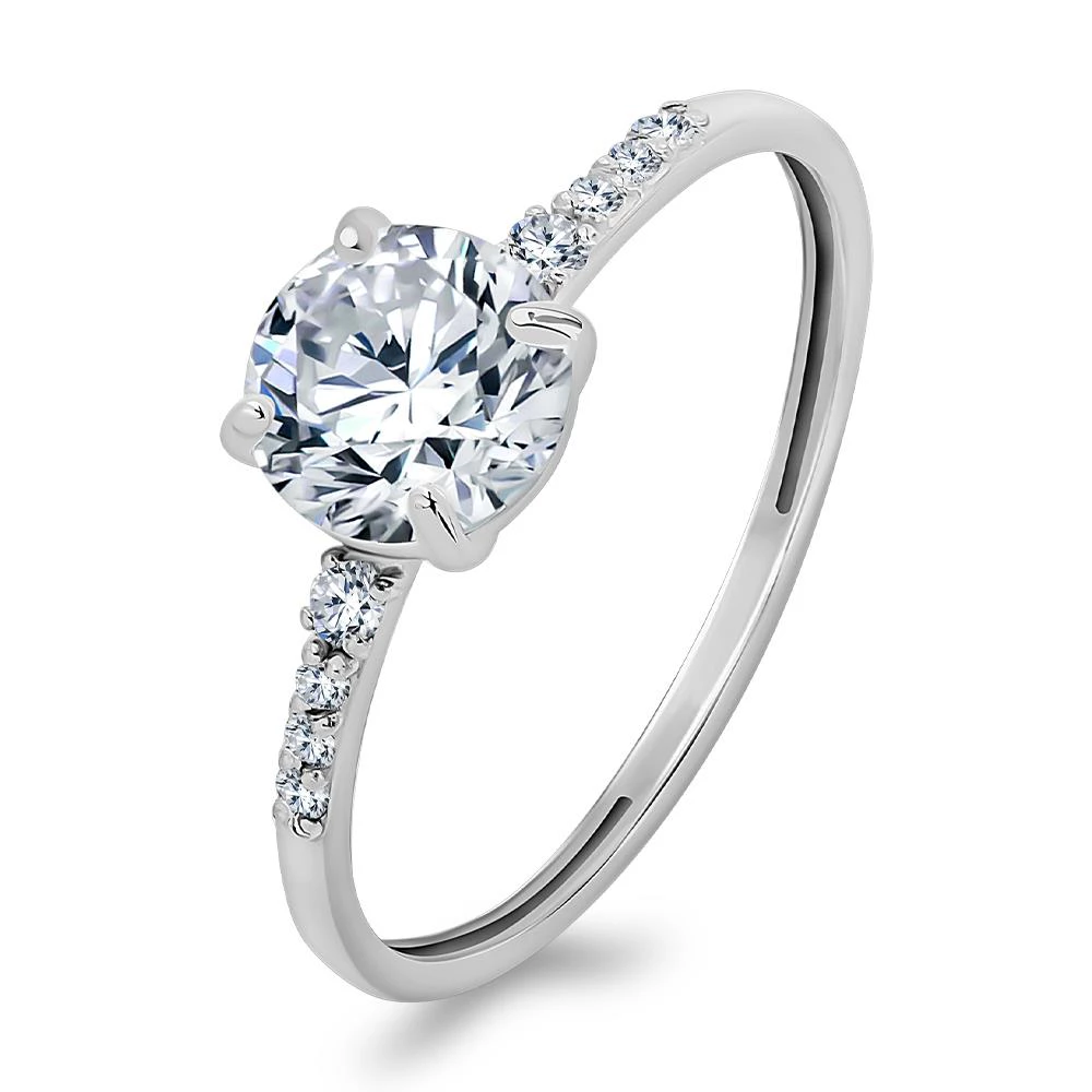 Кольцо с фианитами из серебра 925 пробы