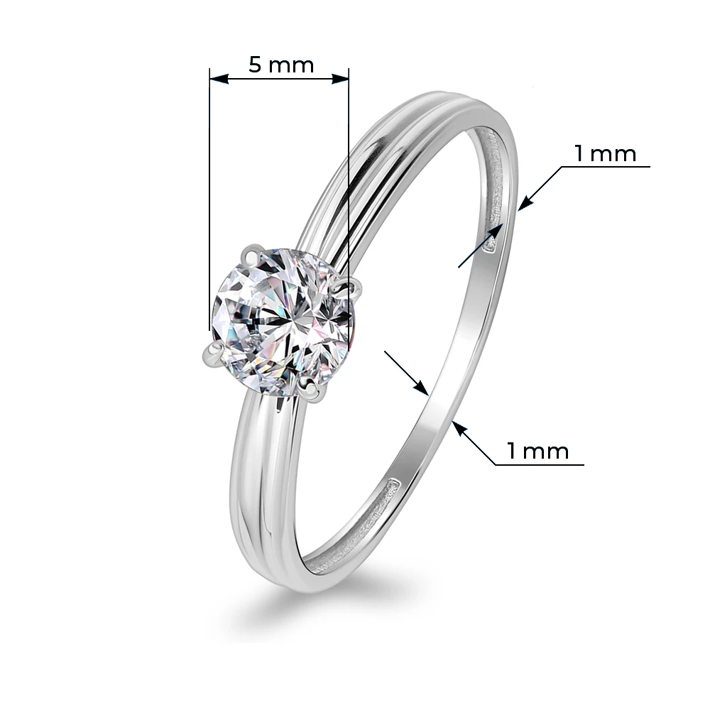 Кольцо с фианитом из серебра 925 пробы