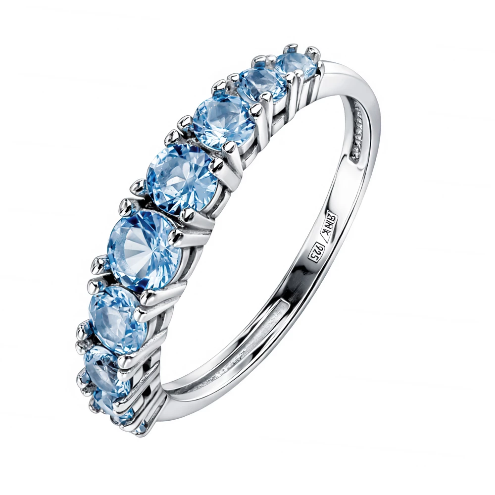 Кольцо с фианитами из серебра 925 пробы