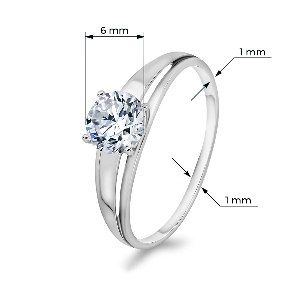 Кольцо с фианитом из серебра 925 пробы