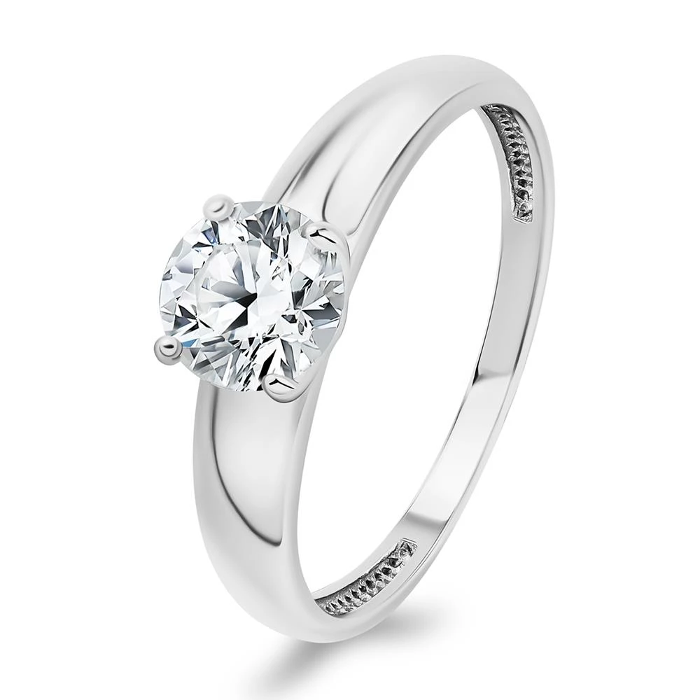 Кольцо с фианитом из серебра 925 пробы