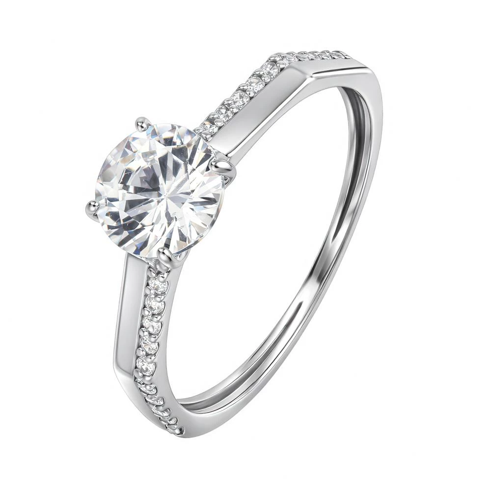 Кольцо с фианитами из серебра 925 пробы