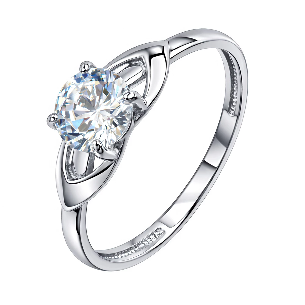 Кольцо с фианитом из серебра 925 пробы