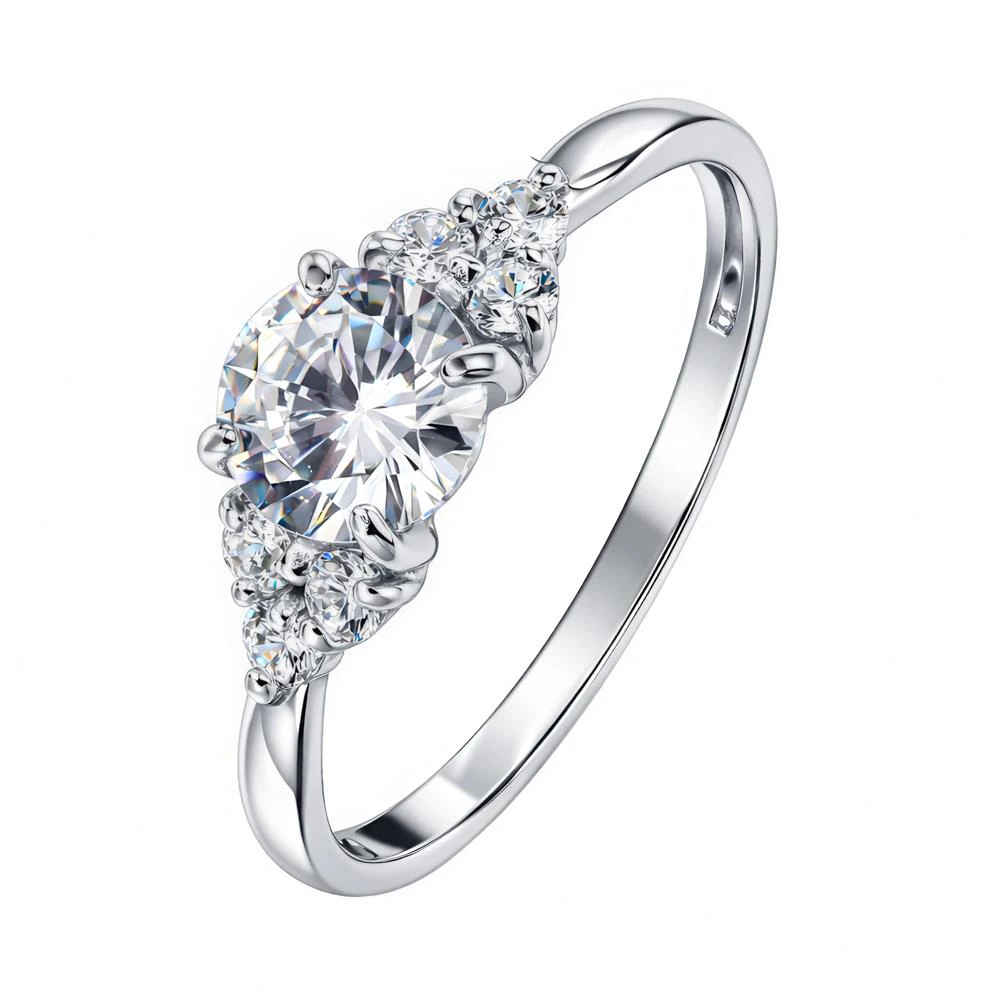 Кольцо с фианитами из серебра 925 пробы