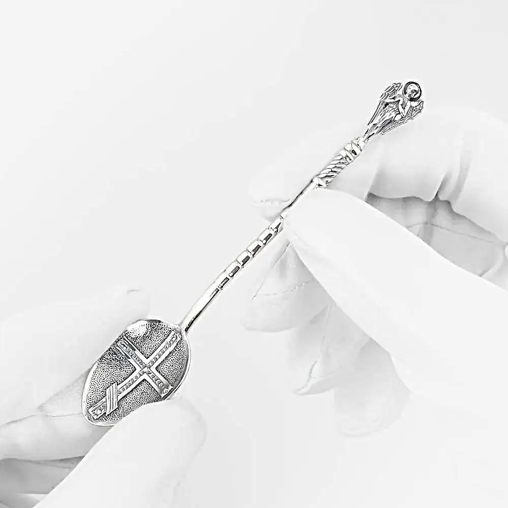 Ложка кофейная из серебра 925 пробы 2