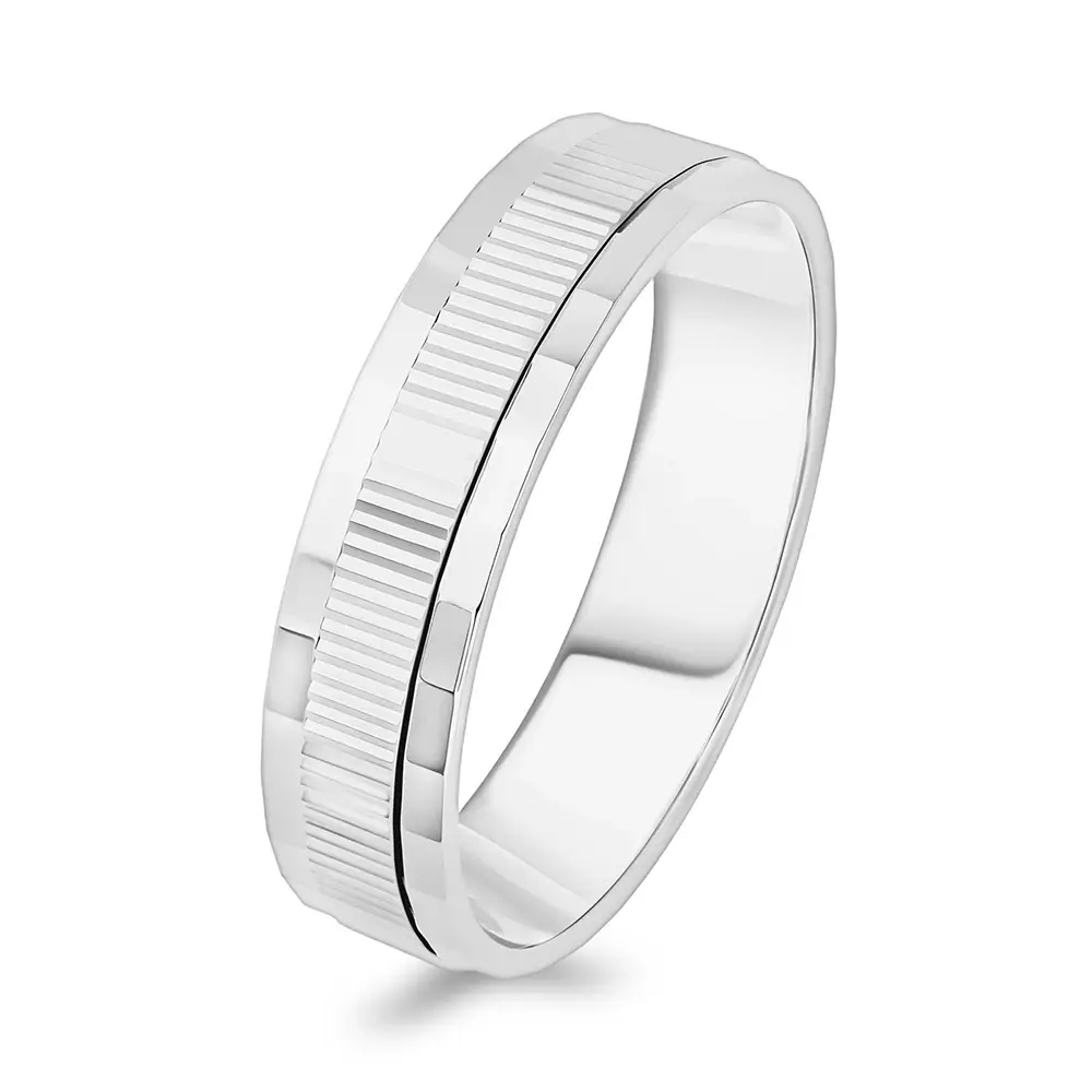 Кольцо из серебра 925 пробы