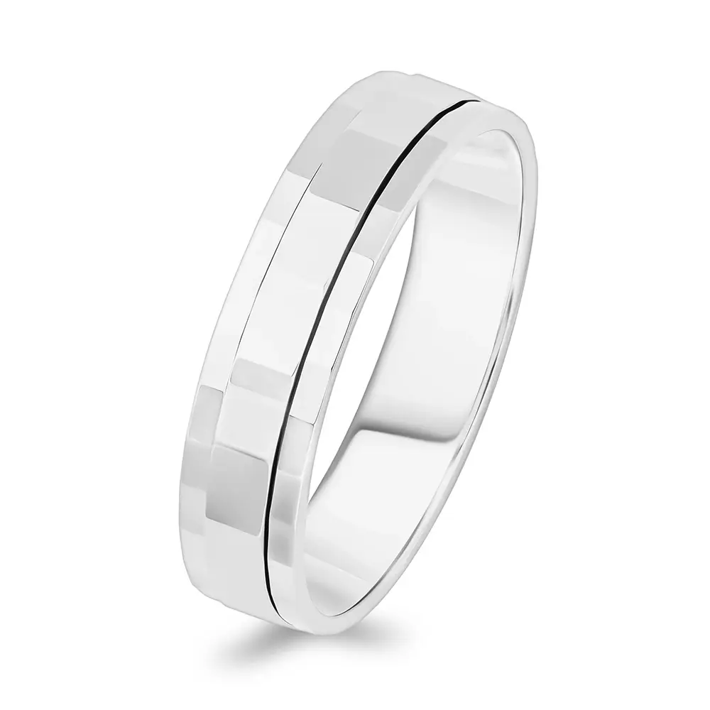Кольцо из серебра 925 пробы