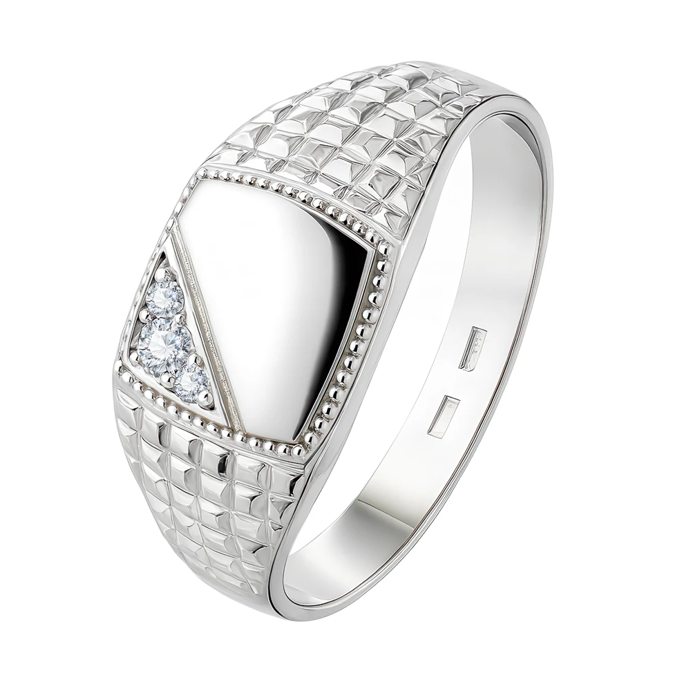 Кольцо с фианитами из серебра 925 пробы