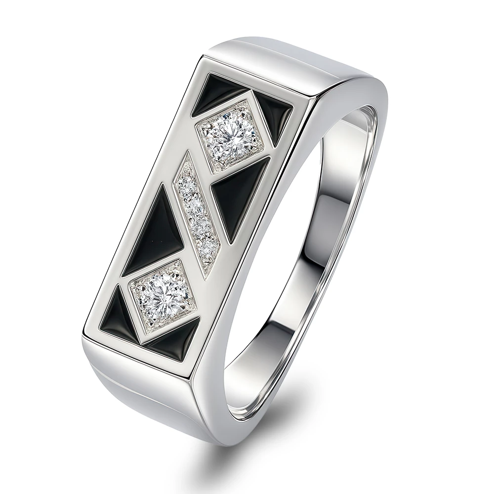 Кольцо с фианитами из серебра 925 пробы Кольцо с фианитами из серебра 925 пробы