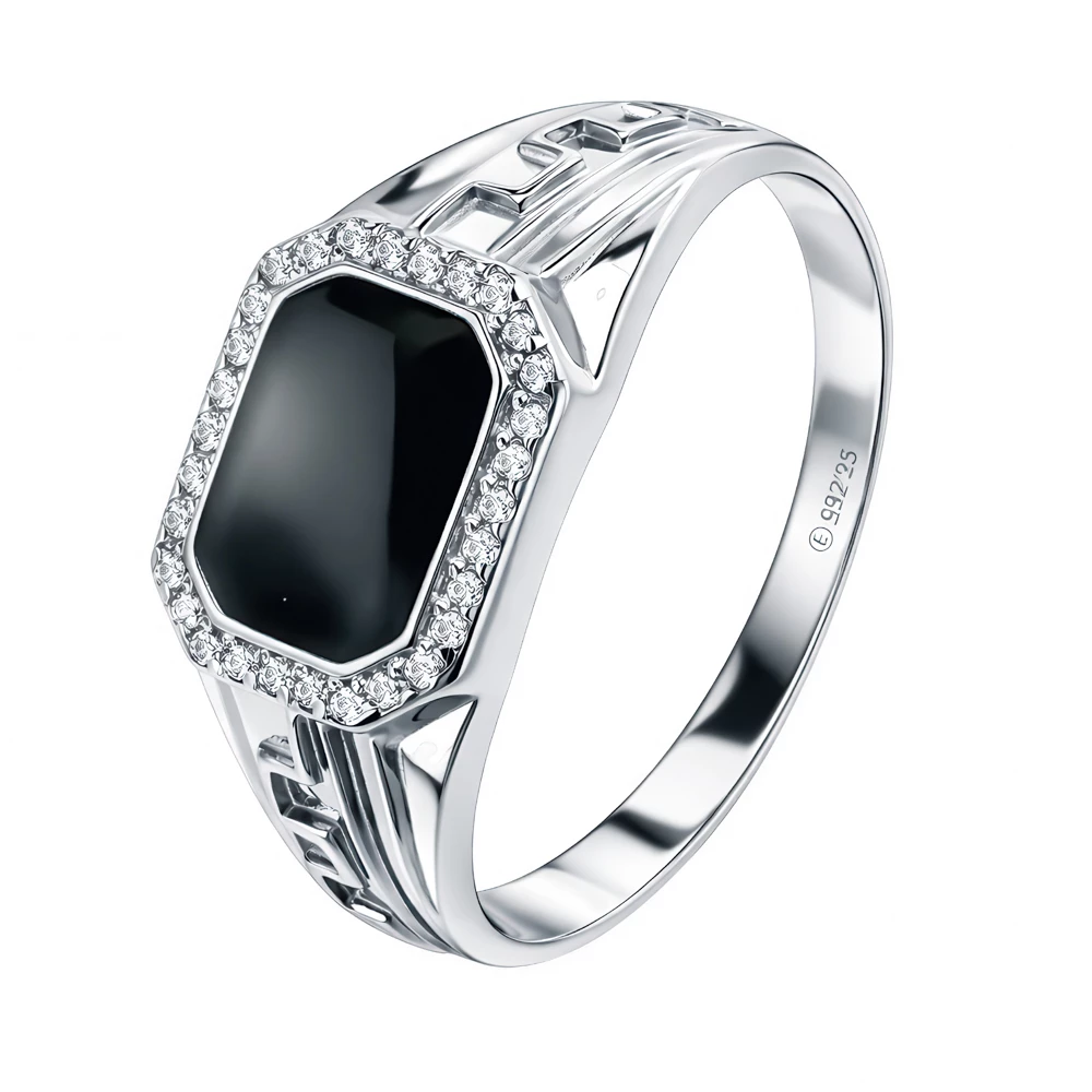 Кольцо с фианитом из серебра 925 пробы