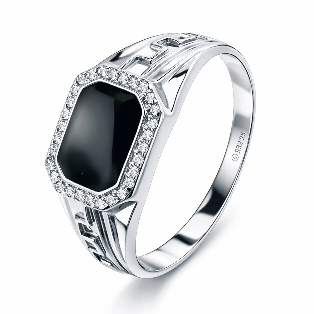 Кольцо с фианитом из серебра 925 пробы