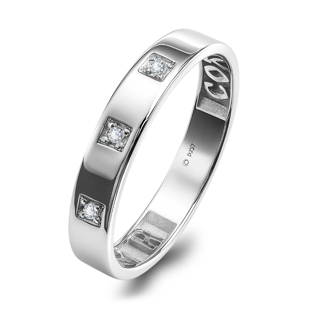 Кольцо с фианитами из серебра 925 пробы Кольцо с фианитами из серебра 925 пробы