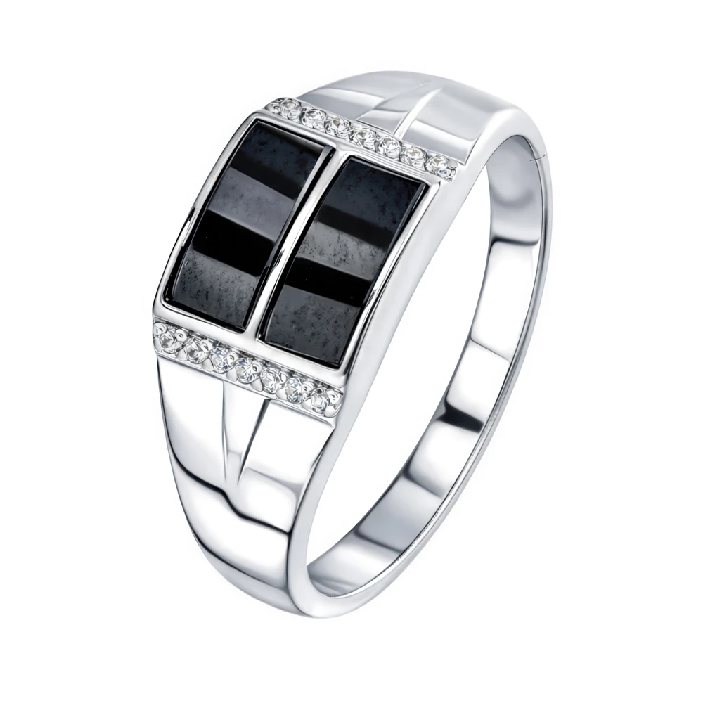 Кольцо с фианитом из серебра 925 пробы