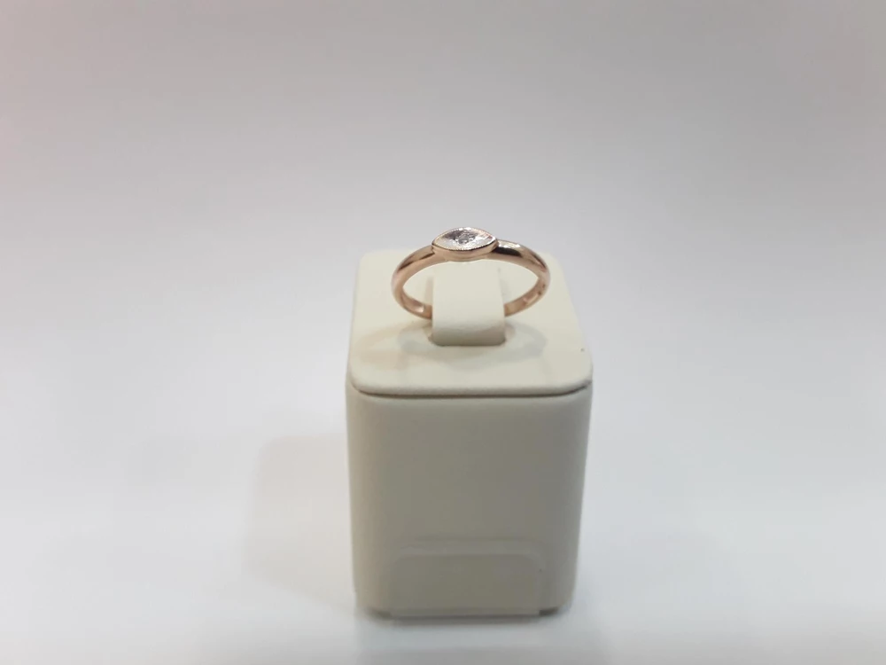 Кольцо с бриллиантом из красного золота 585 пробы 1