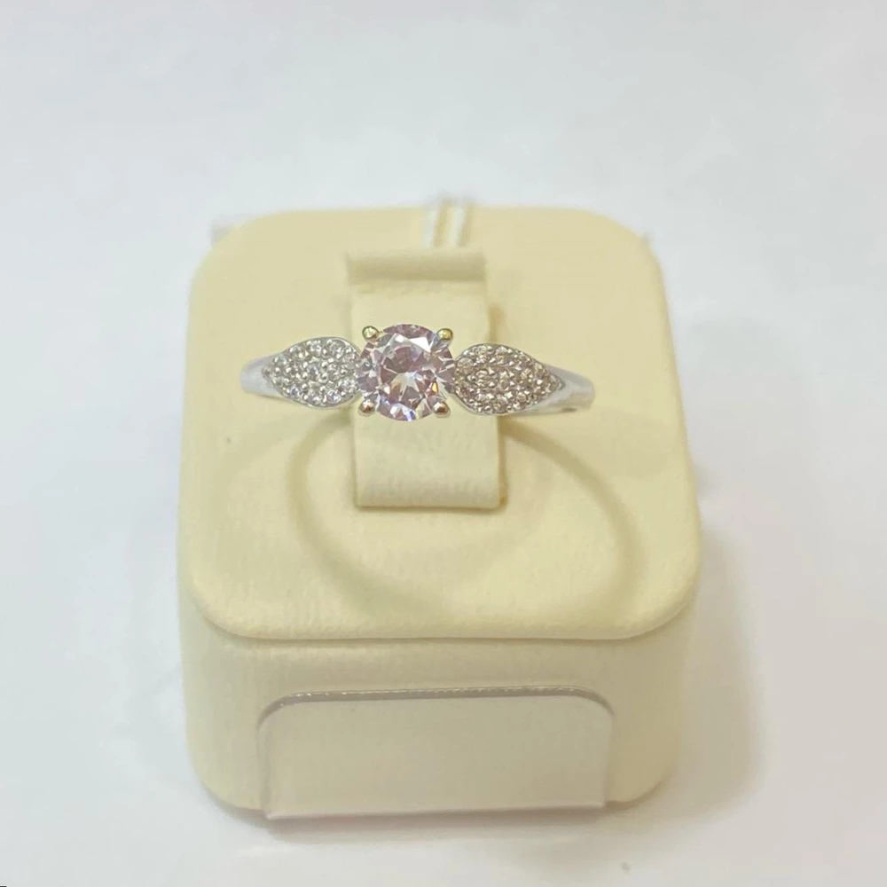 Кольцо с фианитом из красного золота 585 пробы 1