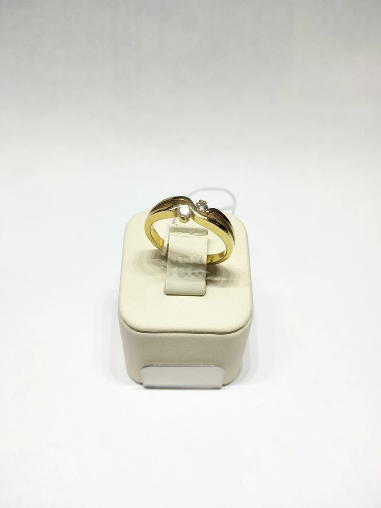 Кольцо с бриллиантом из красного золота 585 пробы 1